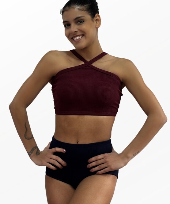 Top Laura vinho, alças cruzadas, vista frontal, Lucia Caliman